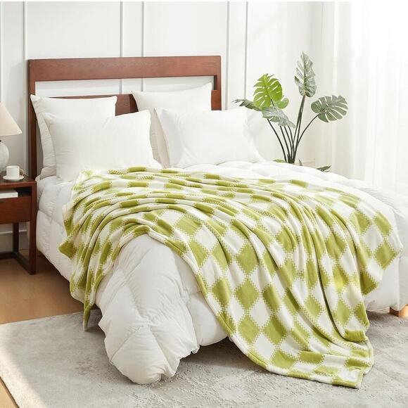 Other - Green Checkered Throw Blanket Ultra Soft MilkyPlush Fleece Checkerboard 50x60